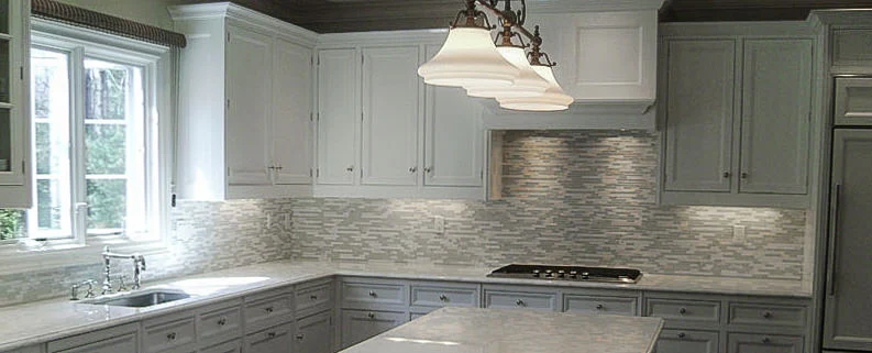 Mosaic kitchen backsplash installation